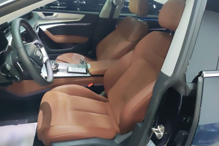 Used Audi A7L 2024 45 TFSI Luxury Edition Left Front Seat