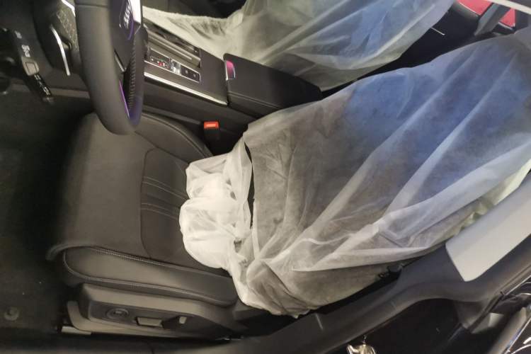Used Audi A7L 2024 45TFSI S-line Dream-Building Edition Flow Crystal Package Left Front Seat