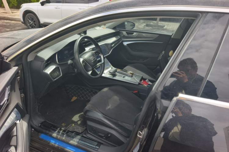 Used Audi A7L 2024 45 TFSI quattro Luxury Edition Left Front Seat