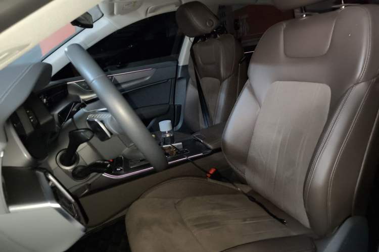Used Audi A7L 2024 45TFSI S-line Dream-Building Edition Flow Crystal Package Left Front Seat