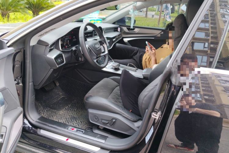 Used Audi A7L 2024 45 TFSI quattro Luxury Edition Left Front Seat