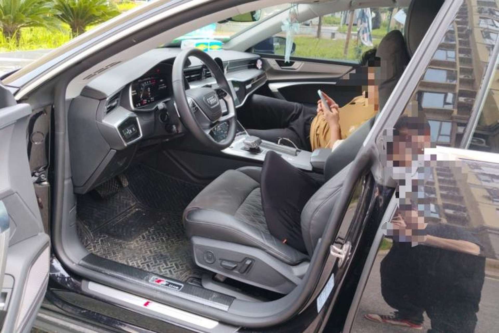 Used Audi A7L 2024 45 TFSI quattro Luxury Edition Left Front Seat