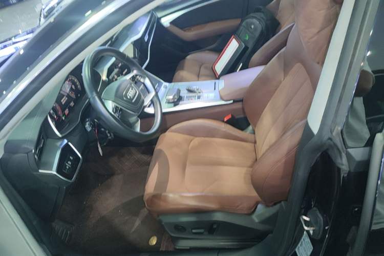 Used Audi A7L 2024 45 TFSI Luxury Edition Left Front Seat