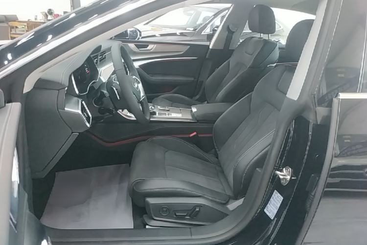 Used Audi A7L 2024 45 TFSI Luxury Edition Left Front Seat