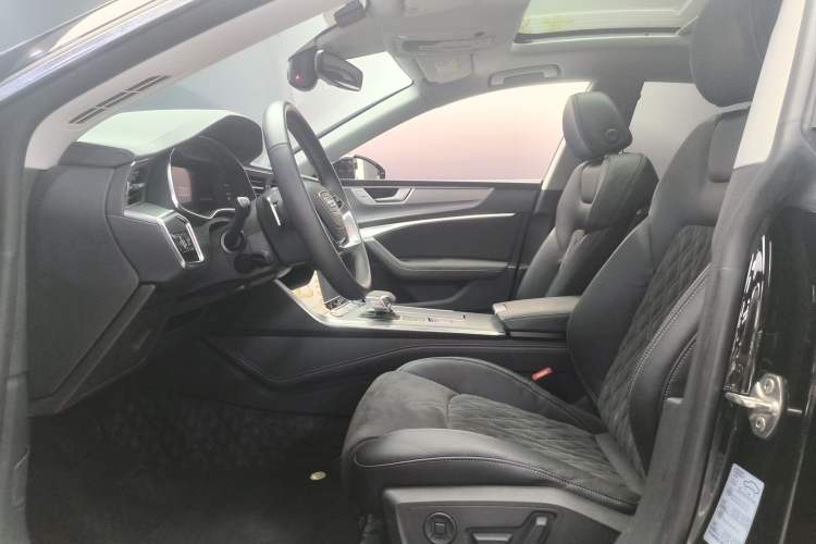 Used Audi A7L 2024 45 TFSI quattro Luxury Edition Left Front Seat