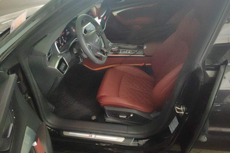 Used Audi A7L 2024 45 TFSI quattro S-line Black Warrior Edition Left Front Seat