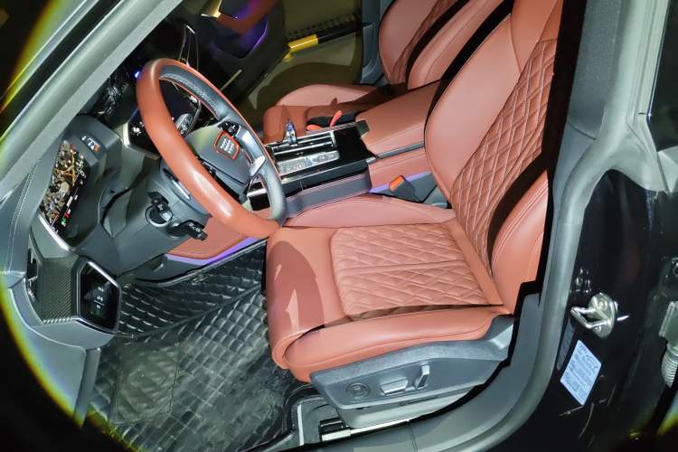 Used Audi A7L 2024 45 TFSI quattro S-line Black Warrior Edition Left Front Seat