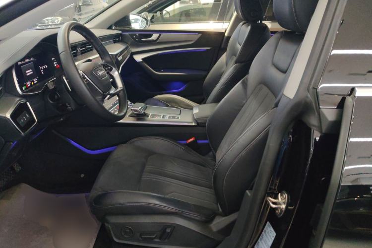 Used Audi A7L 2024 45TFSI S-line Dream-Building Edition Flow Crystal Package Left Front Seat