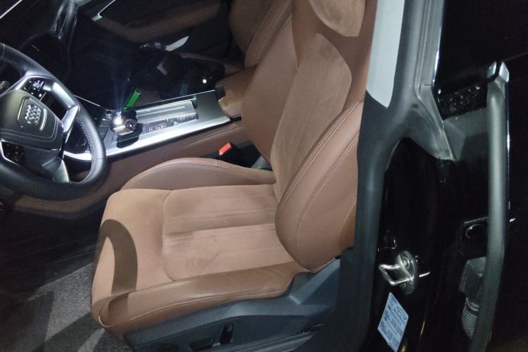Used Audi A7L 2024 45 TFSI Luxury Edition Left Front Seat