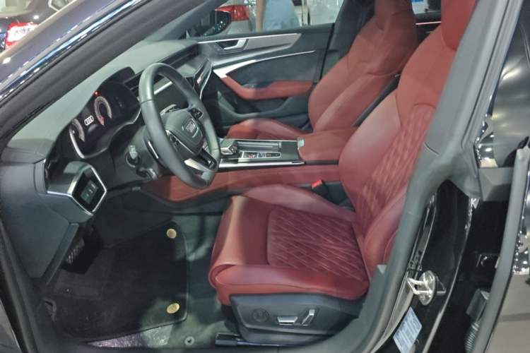 Used Audi A7L 2024 45 TFSI quattro Black Warrior Edition Left Front Seat