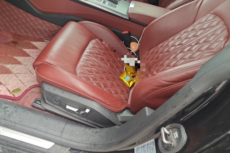 Used Audi A7L 2024 45 TFSI quattro Black Warrior Edition Left Front Seat