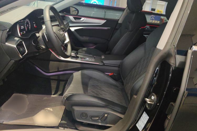 Used Audi A7L 2024 45 TFSI quattro Luxury Edition Left Front Seat
