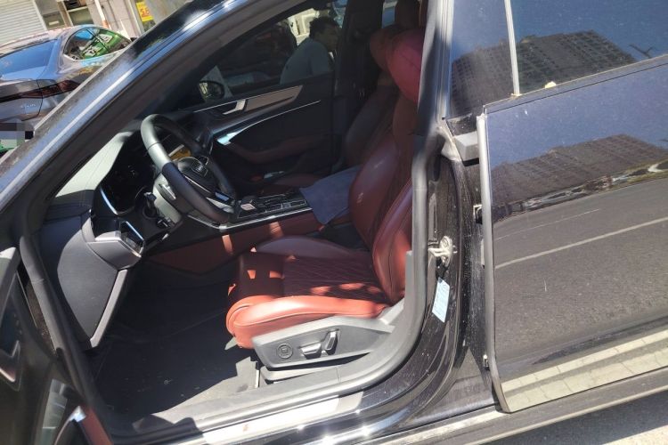 Used Audi A7L 2024 45 TFSI quattro Black Warrior Edition Left Front Seat