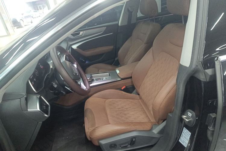 Used Audi A7L 2024 45 TFSI quattro Luxury Edition Left Front Seat