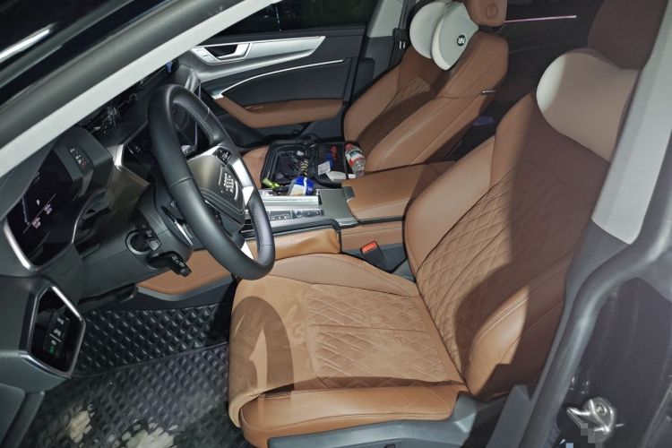 Used Audi A7L 2024 45 TFSI quattro Luxury Edition Left Front Seat