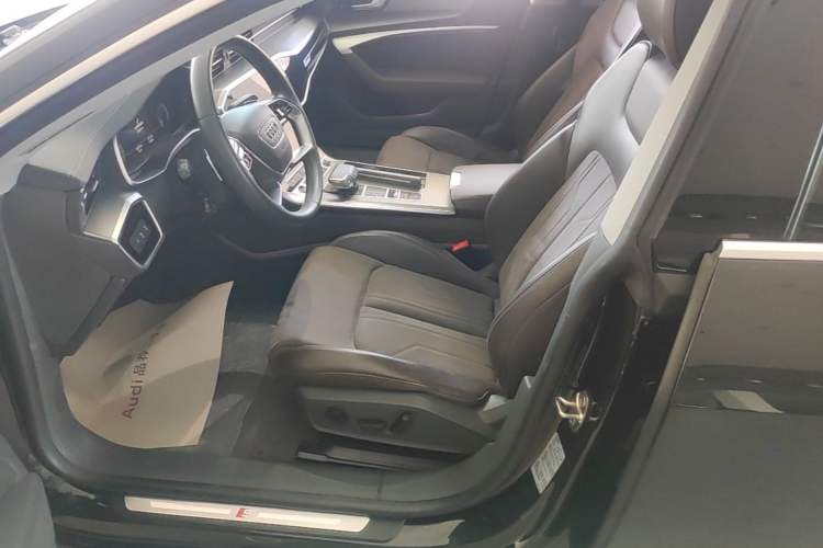 Used Audi A7L 2024 45TFSI S-line Dream-Building Edition Flow Crystal Package Left Front Seat