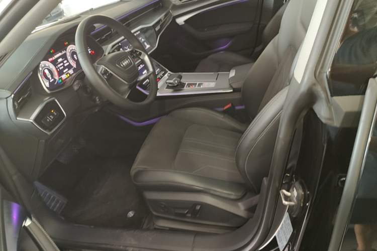 Used Audi A7L 2024 45 TFSI Luxury Edition Left Front Seat
