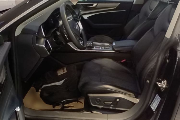 Used Audi A7L 2024 45TFSI S-line Dream-Building Edition Flow Crystal Package Left Front Seat