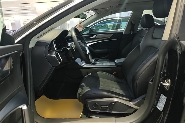 Used Audi A7L 2024 45TFSI S-line Dream-Building Edition Flow Crystal Package Left Front Seat