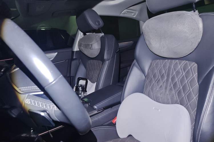 Used Audi A7L 2024 45 TFSI quattro Luxury Edition Left Front Seat