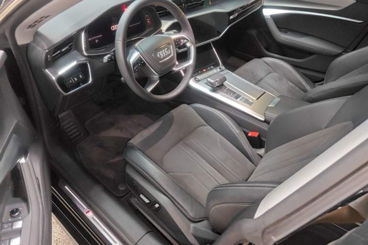 Used Audi A7L 2024 45 TFSI Luxury Edition Left Front Seat