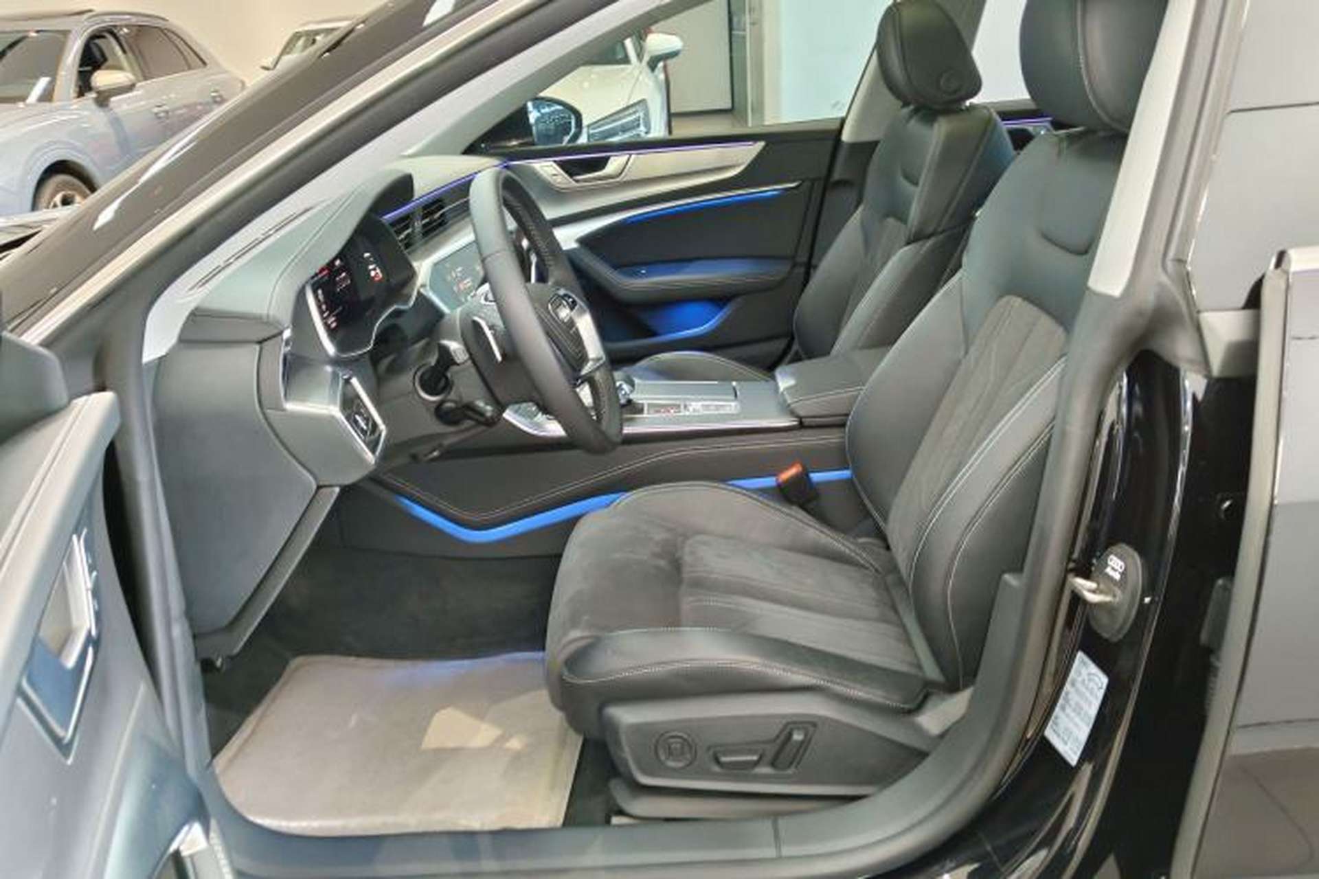 Used Audi A7L 2024 45 TFSI Luxury Edition Left Front Seat