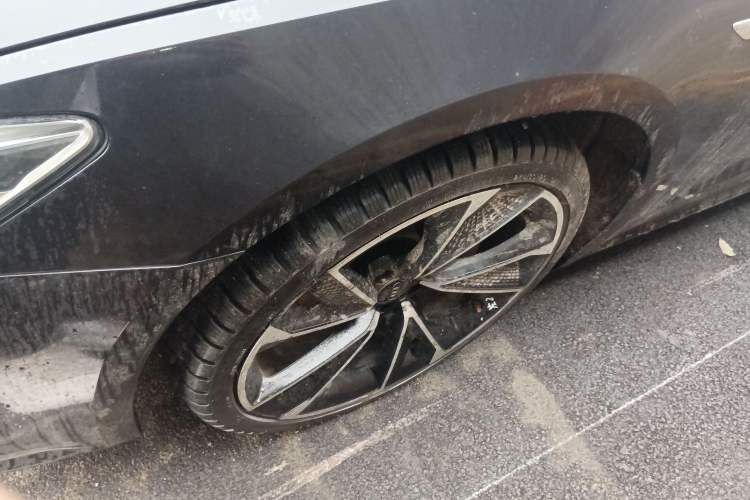 Used Audi A7L 2024 45 TFSI Luxury Edition Left Front Wheel Hub