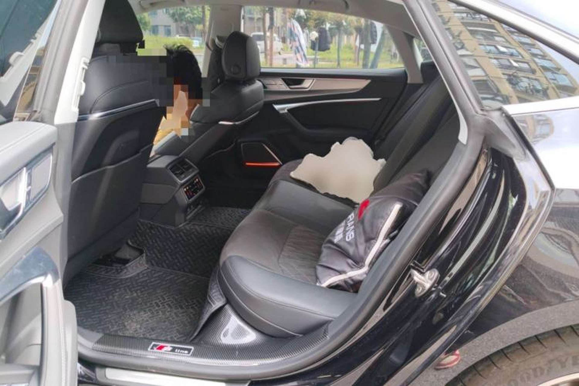 Used Audi A7L 2024 45 TFSI quattro Luxury Edition Left Rear Seat