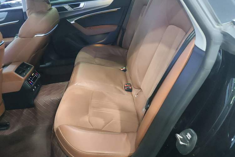 Used Audi A7L 2024 45 TFSI Luxury Edition Left Rear Seat