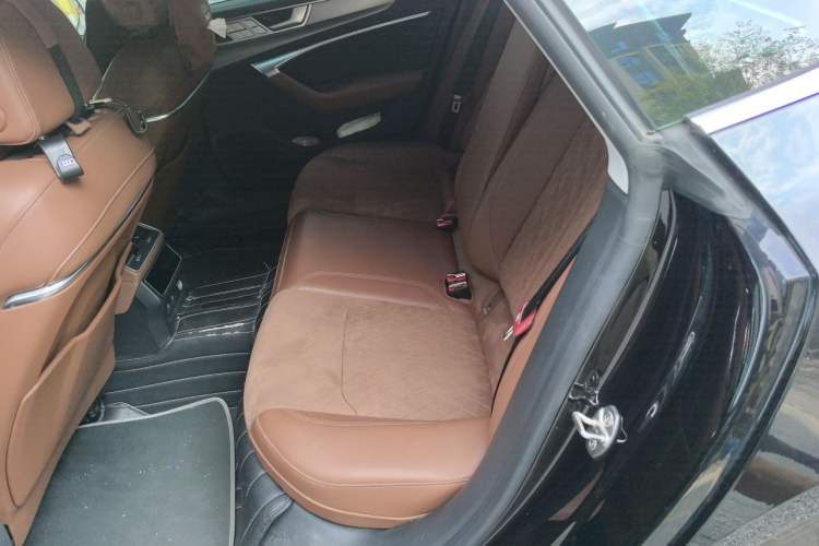 Used Audi A7L 2024 45 TFSI quattro Luxury Edition Left Rear Seat
