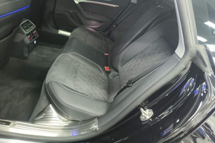 Used Audi A7L 2024 45 TFSI quattro Luxury Edition Left Rear Seat