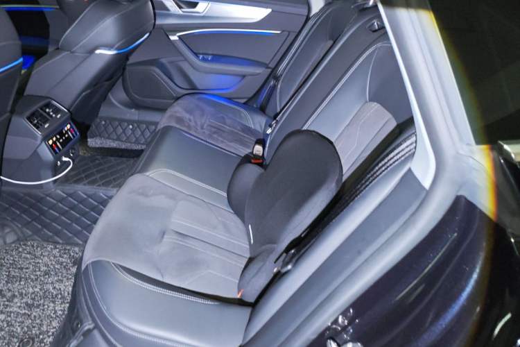 Used Audi A7L 2024 45 TFSI Luxury Edition Left Rear Seat