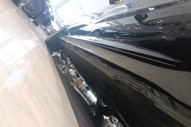 Used Audi A7L 2024 45 TFSI quattro Luxury Edition Left Side Sill