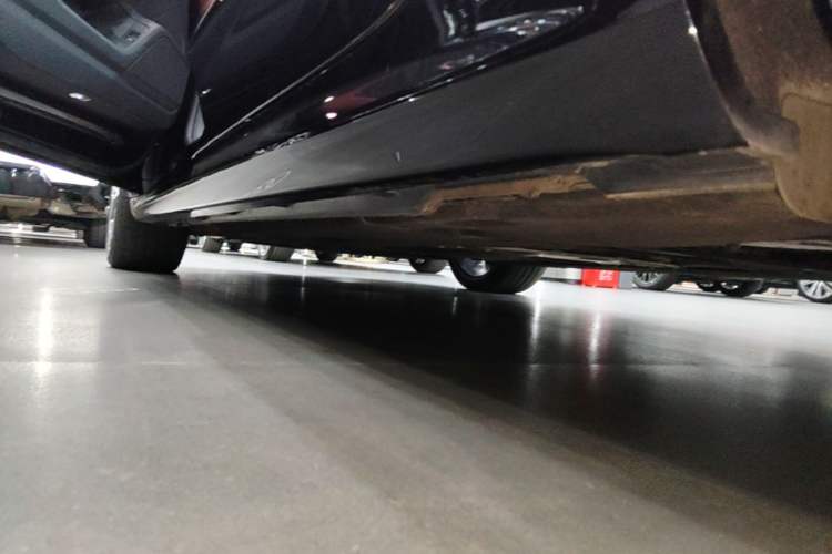 Used Audi A7L 2024 45 TFSI quattro S-line Black Warrior Edition Left Side Sill