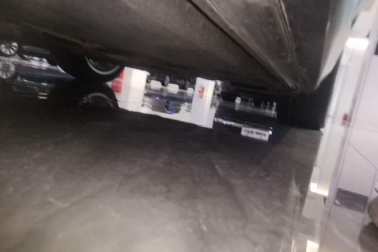 Used Audi A7L 2024 45TFSI S-line Dream-Building Edition Flow Crystal Package Left Side Sill