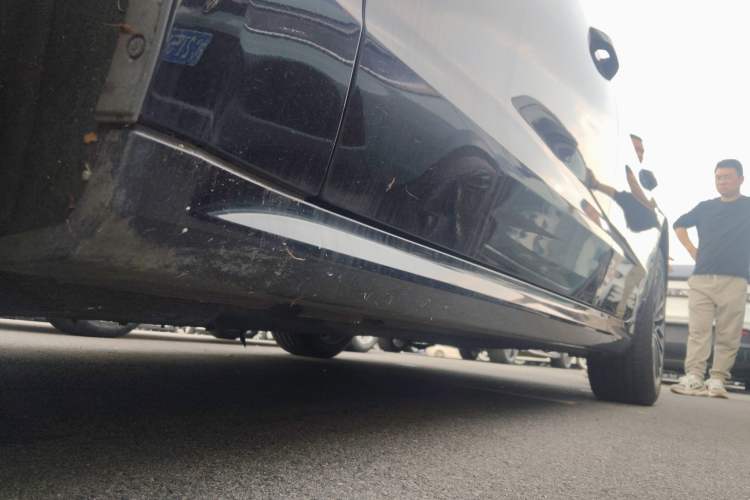 Used Audi A7L 2024 45 TFSI Luxury Edition Left Side Sill