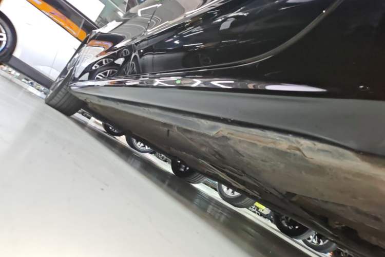 Used Audi A7L 2024 45 TFSI quattro Black Warrior Edition Left Side Sill