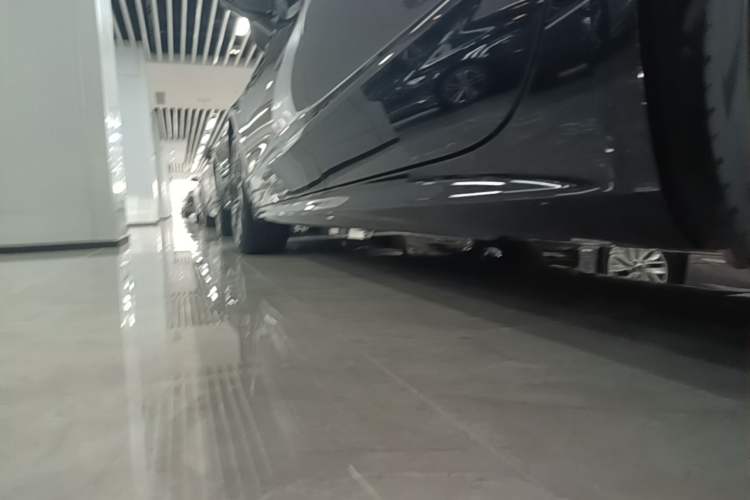 Used Audi A7L 2024 45 TFSI quattro S-line Black Warrior Edition Left Side Sill