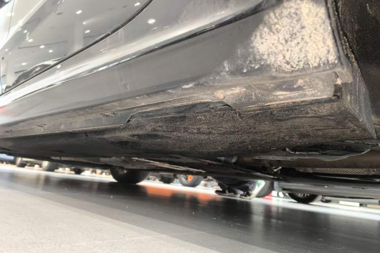 Used Audi A7L 2024 45 TFSI Luxury Edition Left Side Sill