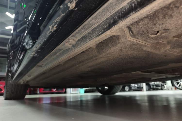 Used Audi A7L 2024 45 TFSI quattro Black Warrior Edition Left Side Sill