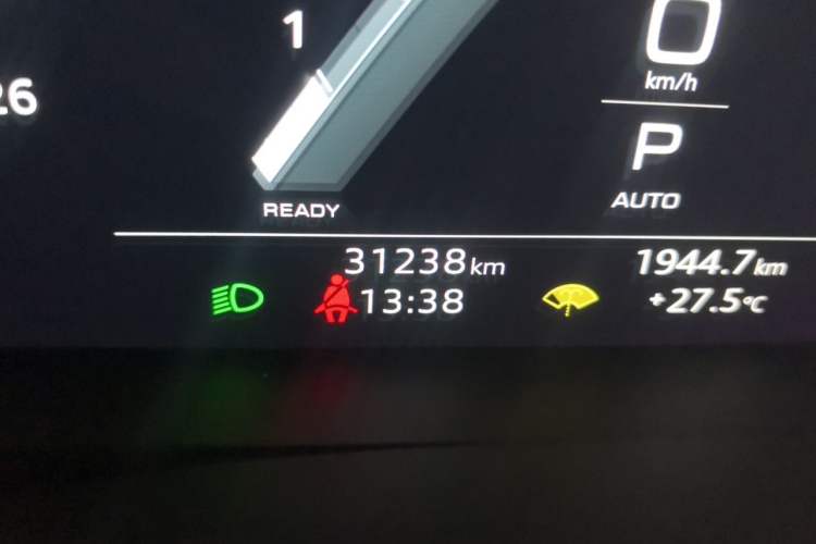 Used Audi A7L 2024 45 TFSI quattro S-line Black Warrior Edition Odometer Close Up