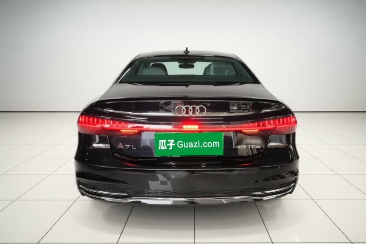 Used Audi A7L 2024 45TFSI S-line Dream-Building Edition Flow Crystal Package Rear