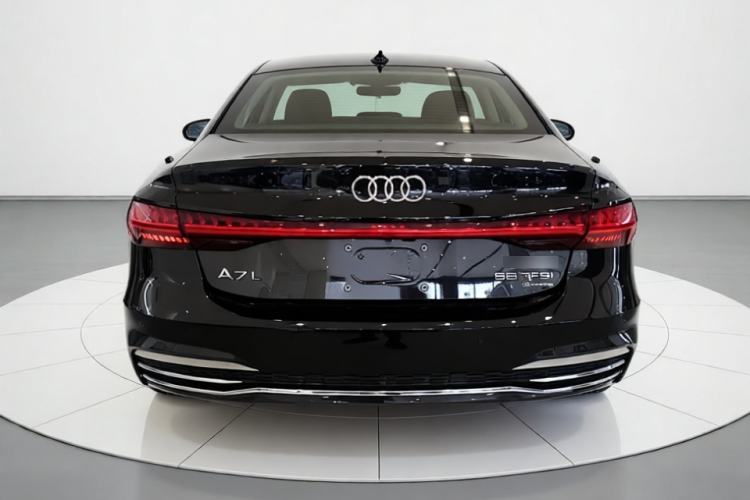 Used Audi A7L 2024 45TFSI S-line Dream-Building Edition Flow Crystal Package Rear