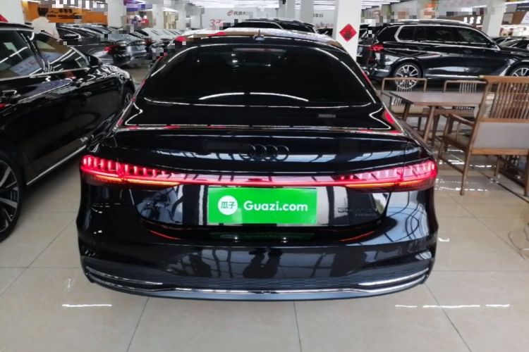 Used Audi A7L 2024 45TFSI S-line Dream-Building Edition Flow Crystal Package Rear