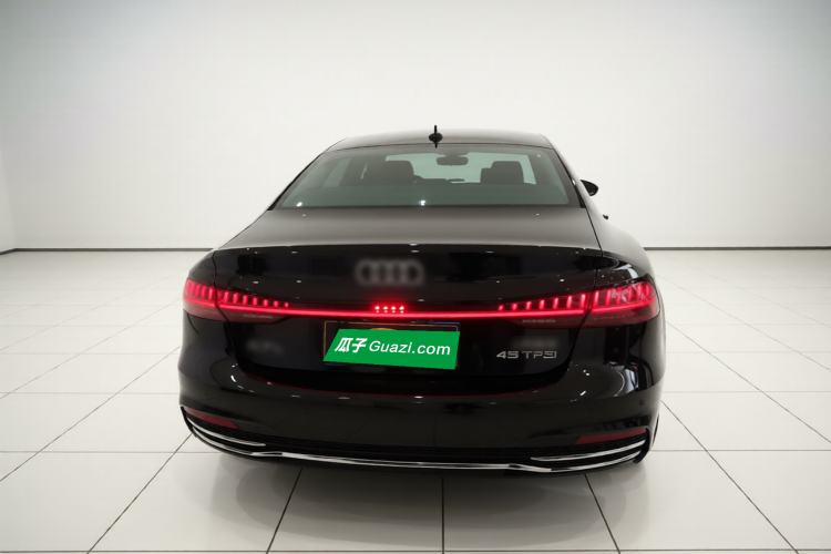 Used Audi A7L 2024 45TFSI S-line Dream-Building Edition Flow Crystal Package Rear