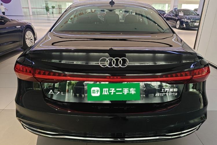 Used Audi A7L 2024 45TFSI S-line Dream-Building Edition Flow Crystal Package Rear