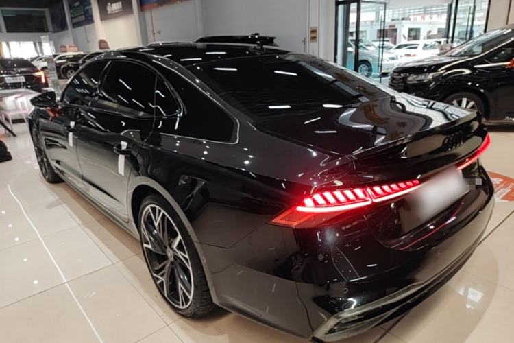 Used Audi A7L 2024 45 TFSI quattro Black Warrior Edition Rear Left 45 Deg