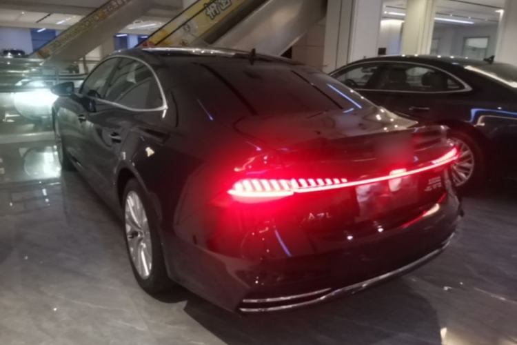 Used Audi A7L 2024 45TFSI S-line Dream-Building Edition Flow Crystal Package Rear Left 45 Deg