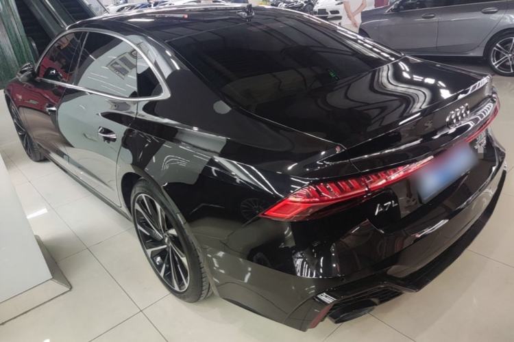 Used Audi A7L 2024 45TFSI quattro S-line Visionary Edition Flow Crystal Package Rear Left 45 Deg