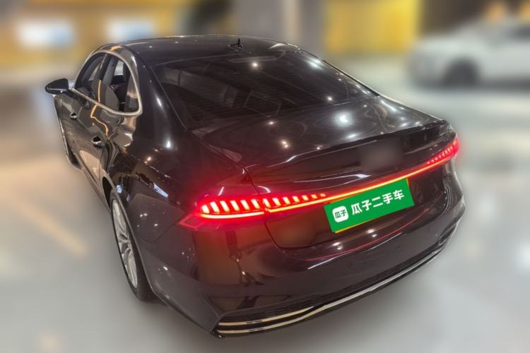 Used Audi A7L 2024 45TFSI S-line Dream-Building Edition Flow Crystal Package Rear Left 45 Deg